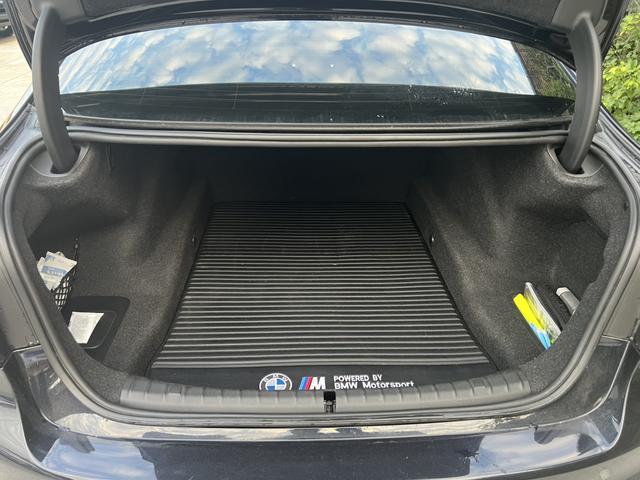 BMW 5 Series (Imported) 2018 car image #15