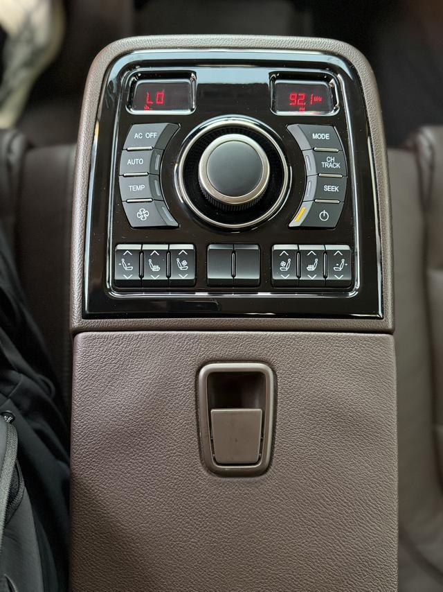 HongQi ShengShi 2017 #15 HongQi ShengShi 2017 imagen de coche #15