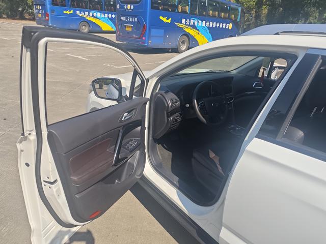 GAC ix4 2019 #15 GAC ix4 2019 car image #15