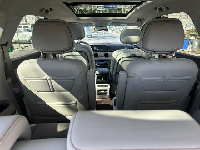 Forthing Yacht 2023 #15 Forthing Yacht 2023 car image #15