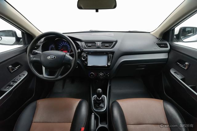 起亚 起亚K2 2013 汽车图片 #15