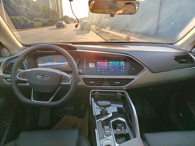 GEELY Tugella S 2021 car image #15