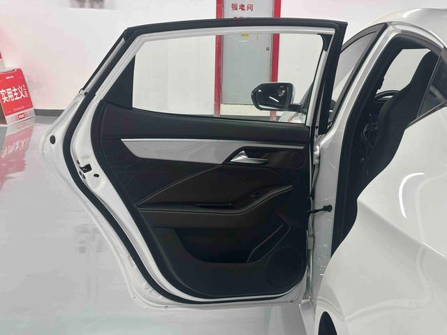 JAC A5 PLUS 2024 #15 JAC A5 PLUS 2024 صورة سيارة #15