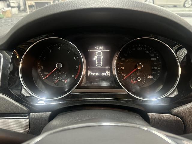 Volkswagen Sagitar 2019 immagine di auto #15