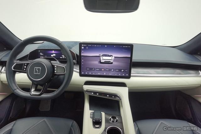 Zeekr 2023 car image #15