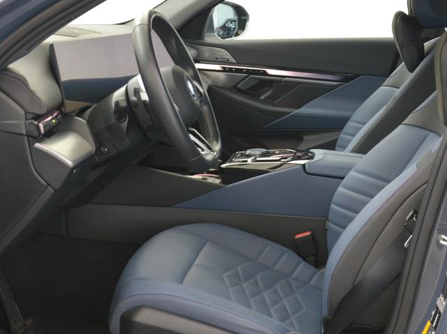 BMW i5 2024 car image #15