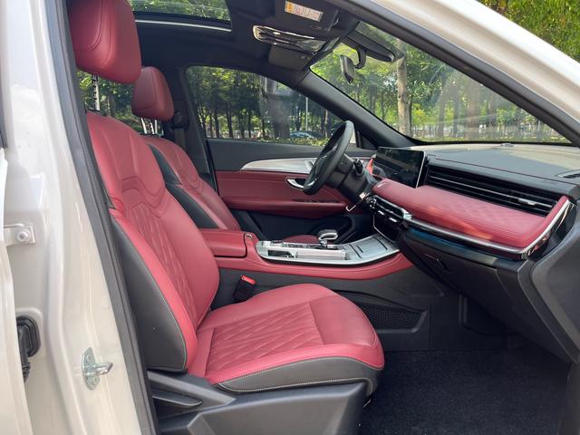 Jetour X70 PLUS 2023 car image #15