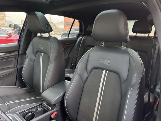 Volkswagen Golf 2021 car image #15