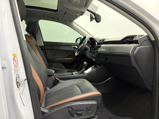 Audi Q3 2022 car image #15