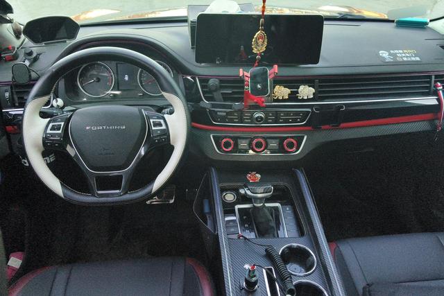 Forthing T5 L 2022 car image #15