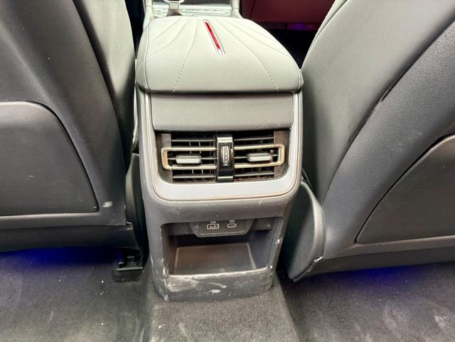 HongQi H5 2023 car image #15