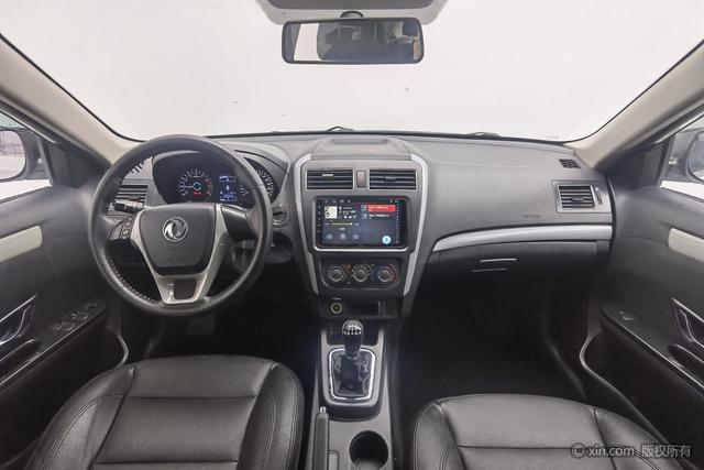 Forthing JOYEAR S50 2015 car image #15