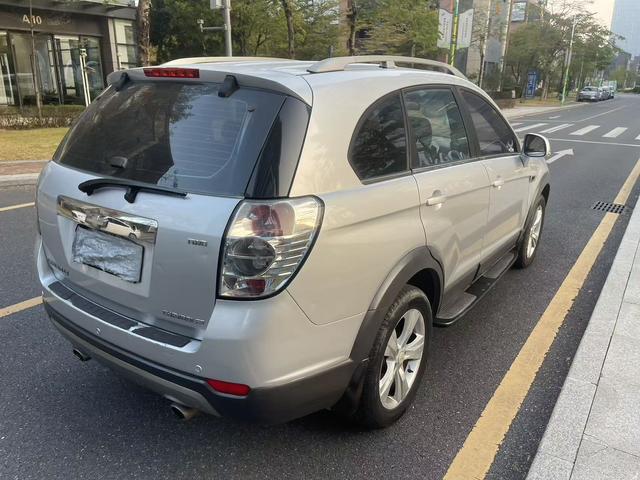 Chevrolet Captiva (Imported) 2011 car image #15