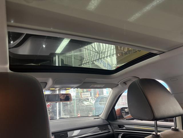 Volkswagen C-Trek 2017 immagine di auto #15