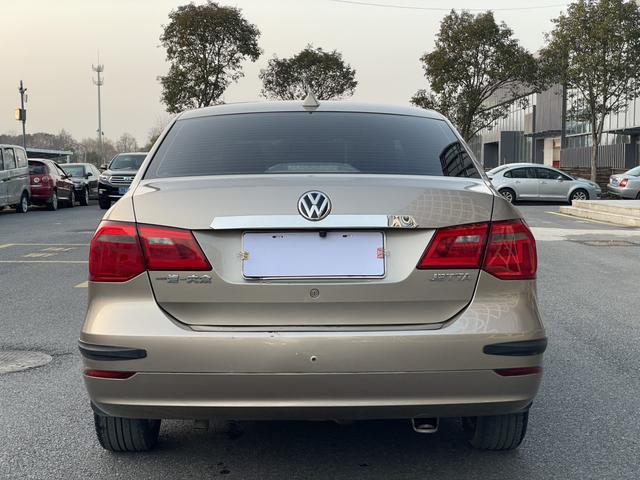 Volkswagen Jetta 2014 immagine di auto #15