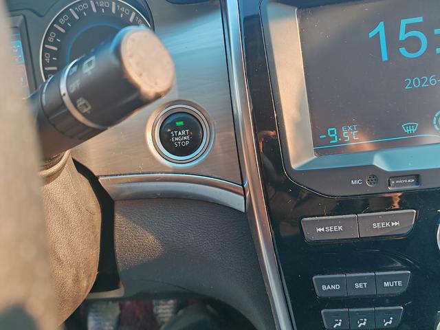 Haval H2 2014 #15 Haval H2 2014 car image #15