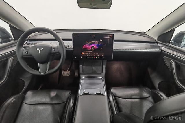 Tesla Model Y 2022 #15 Tesla Model Y 2022 car image #15