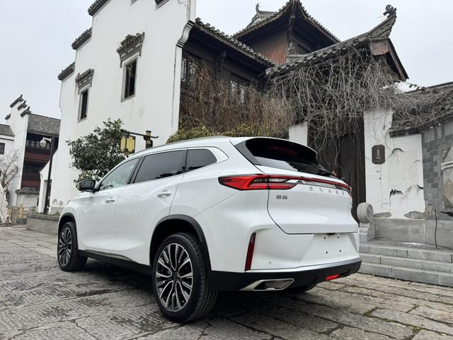 Exceed Lingyun 2023 car image #15