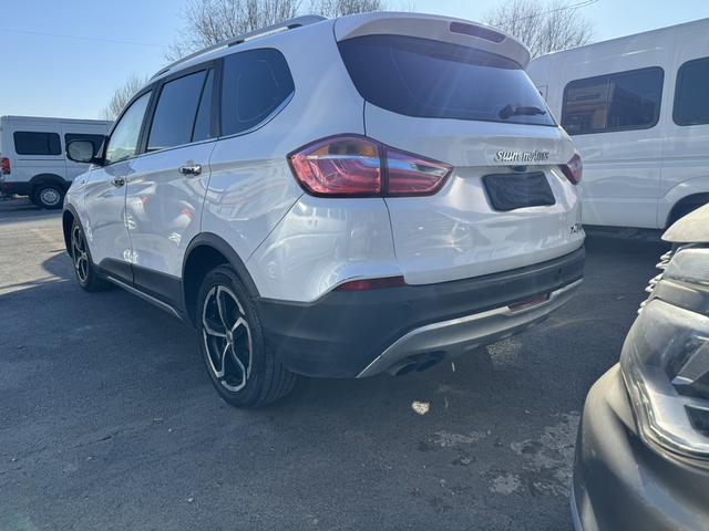 SWM斯威汽车 SWM斯威X7 2016 #15 SWM斯威汽车 SWM斯威X7 2016 汽车图片 #15