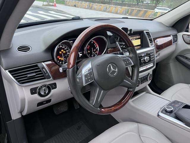 Mercedes-Benz M Class 2012 #15 Mercedes-Benz M Class 2012 car image #15