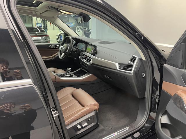 BMW X5 (Imported) 2021 car image #15