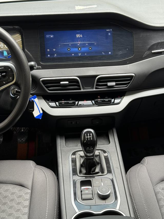 Kaiyi Showjet 2020 #15 Kaiyi Showjet 2020 car image #15