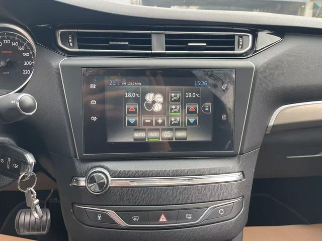 Peugeot 408 2016 car image #15