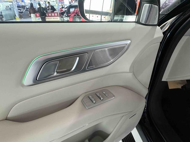 Deepal S09 2025 #15 Deepal S09 2025 car image #15