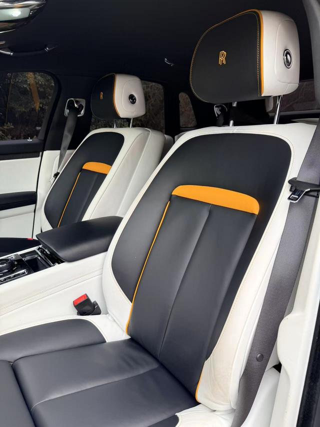 劳斯莱斯 古思特 2021 汽车图片 #15