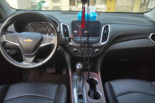 Chevrolet Equinox 2018 car image #15