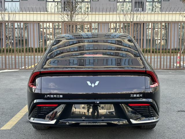 Wuling Starlight 2023 immagine di auto #15