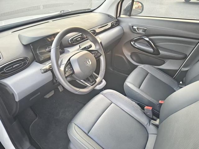 零跑汽车 零跑T03 2021 汽车图片 #15