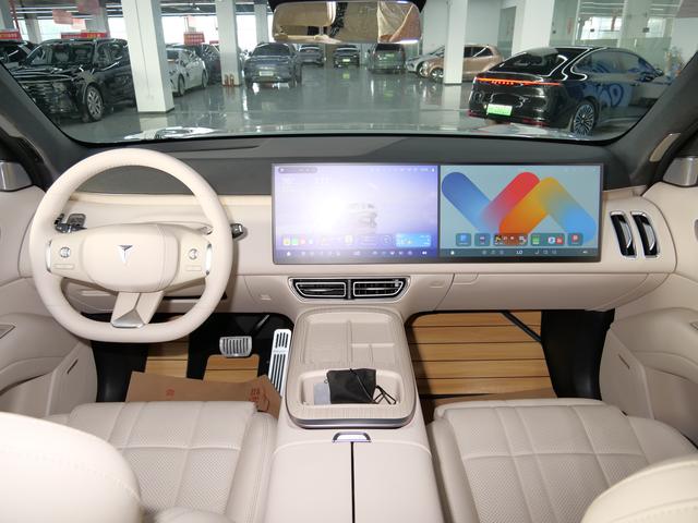 Deepal S09 2025 car image #15