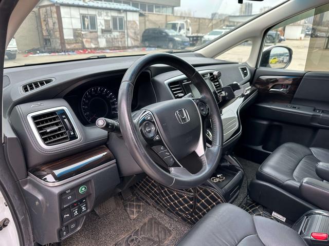 Honda ODYSSEY 2018 صورة سيارة #15