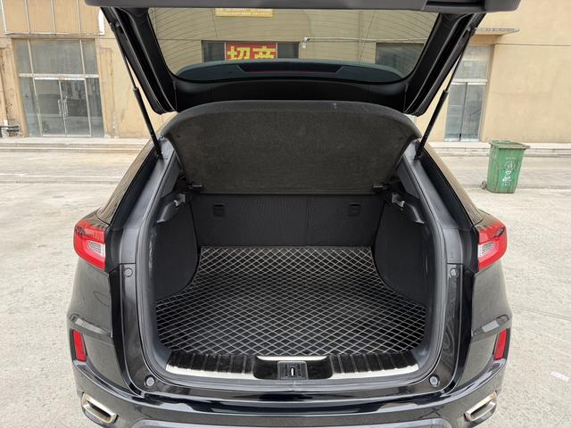 Honda UR-V 2017 #15 Honda UR-V 2017 car image #15