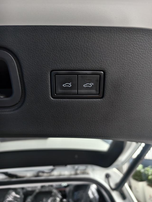 JAC X8 PLUS 2024 car image #15