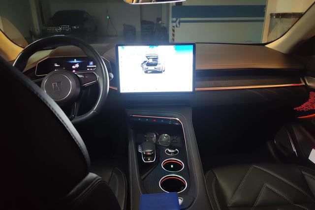 Zeekr 001 2024 immagine di auto #15