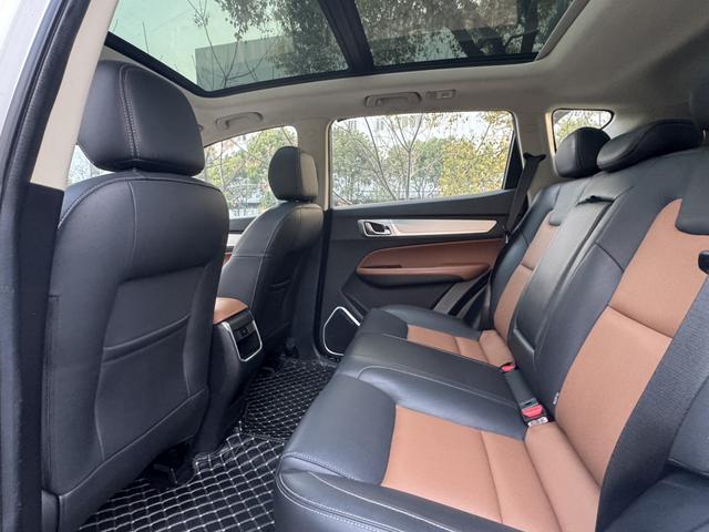 吉利汽车 远景X6 2018 汽车图片 #15