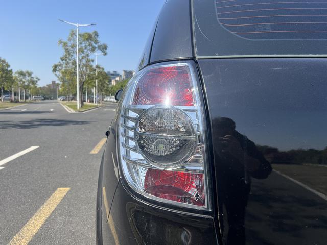 Chevrolet Captiva 2014 صورة سيارة #15