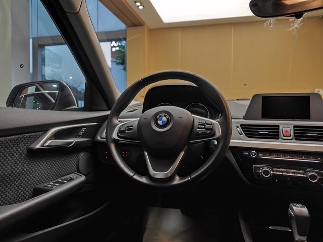 BMW 1 Series 2018 car image #15