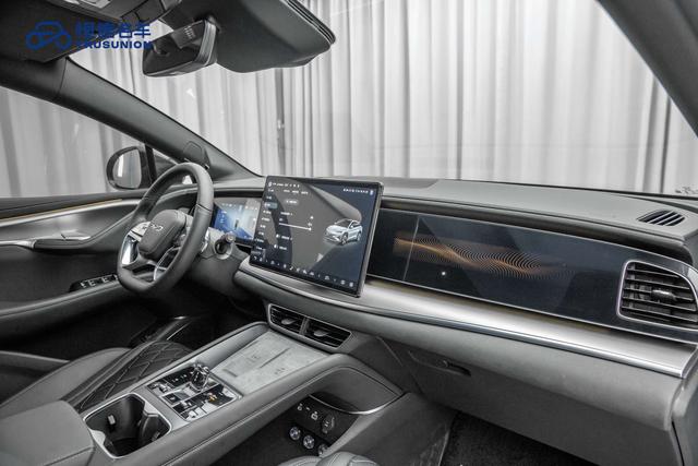 BYD Sea Lion 07 EV 2024 car image #15