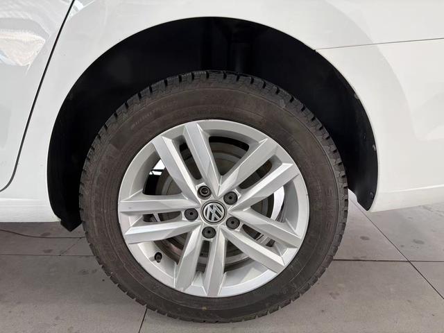 Volkswagen Jetta 2018 immagine di auto #15