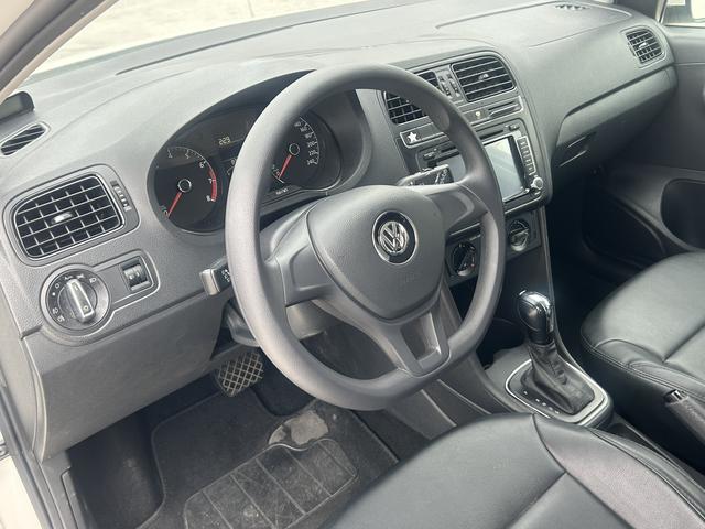 Volkswagen Polo 2018 car image #15
