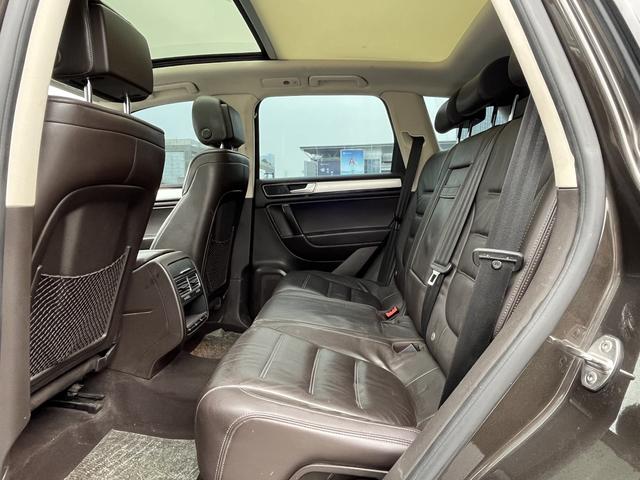 Volkswagen Touareg 2017 immagine di auto #15