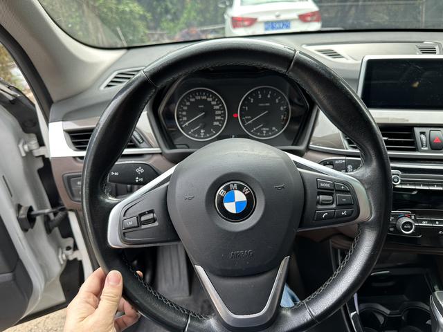 BMW X1 2017 #15 BMW X1 2017 car image #15