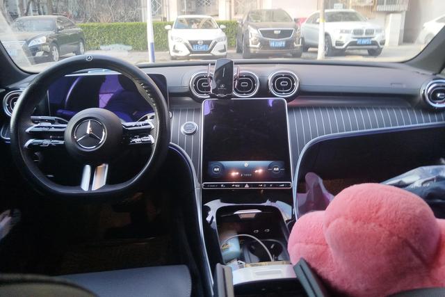 Mercedes-Benz C Class 2023 car image #15