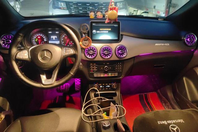 Mercedes-Benz B Class 2015 car image #15