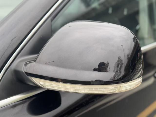 Volkswagen Touareg 2009 car image #15