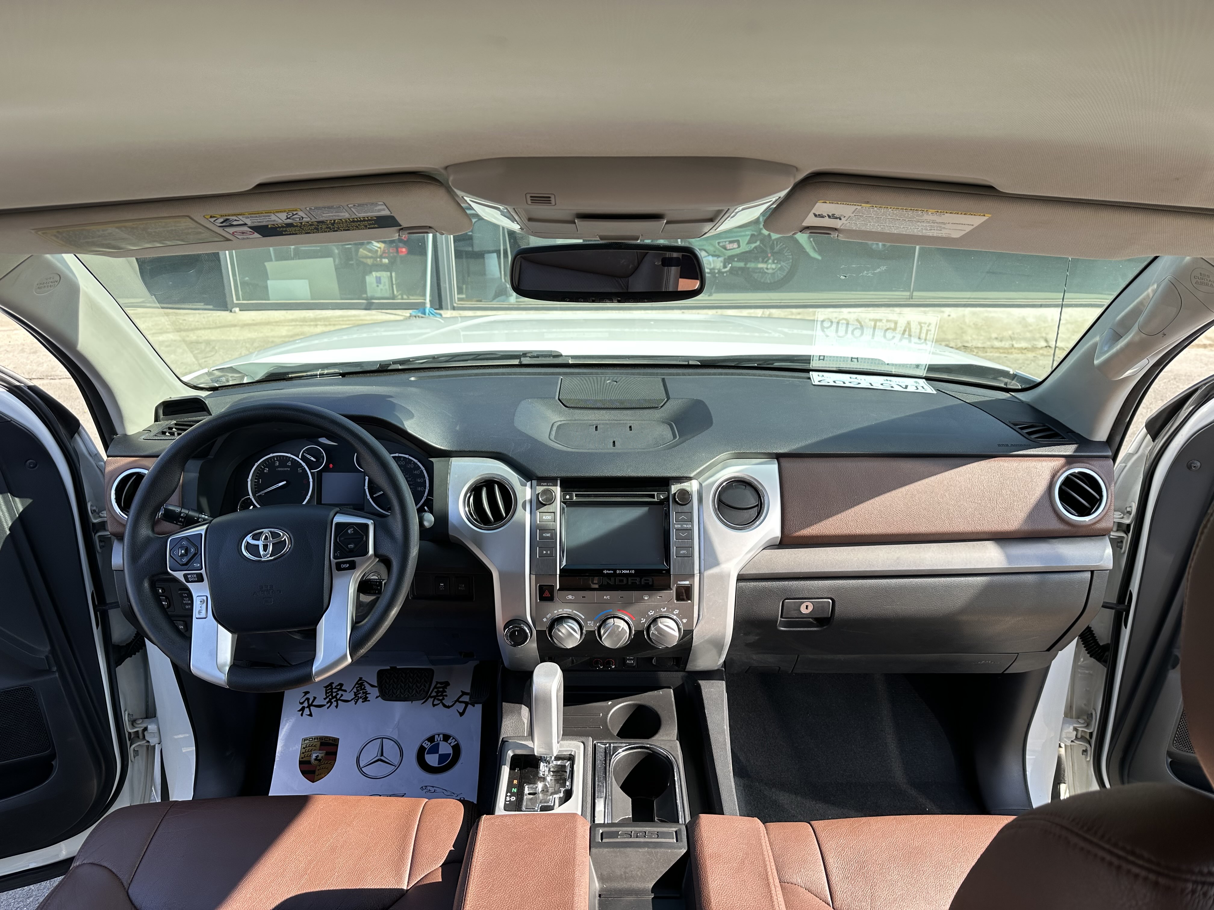 Toyota Tundra 2015 immagine di auto #15