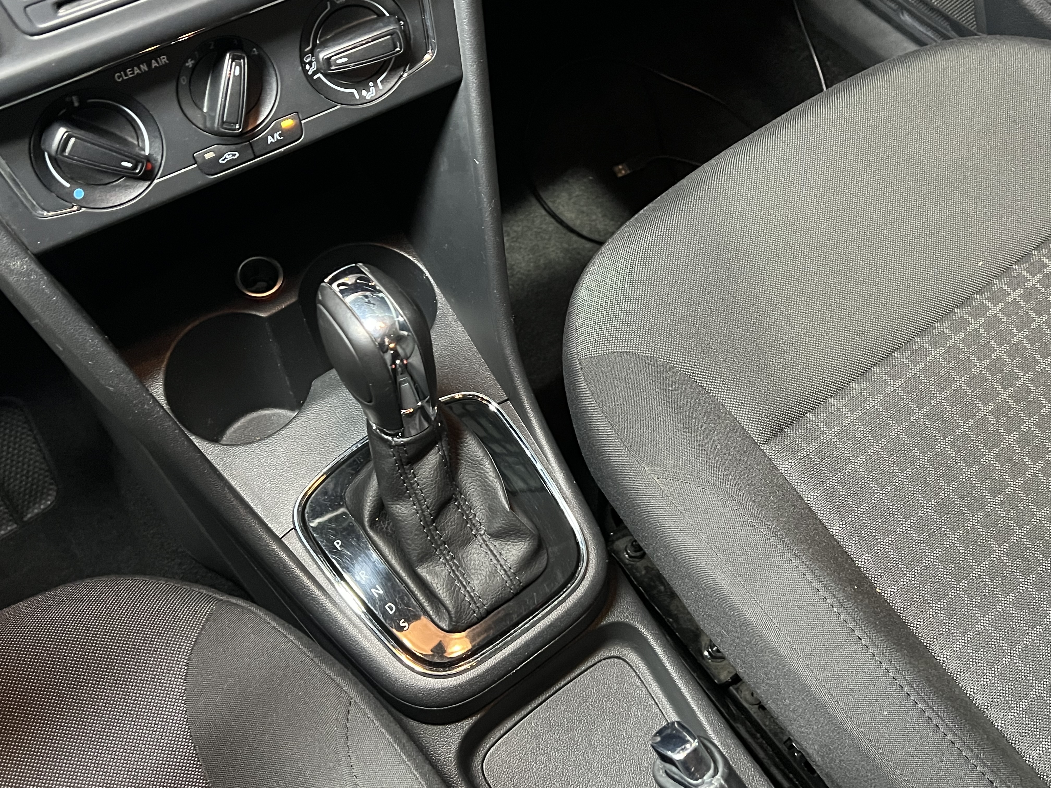 Volkswagen Polo 2016 immagine di auto #15